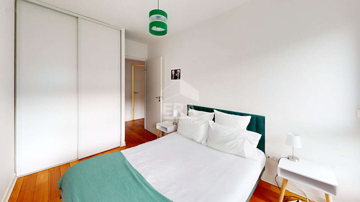 Appartement à PARIS-19E