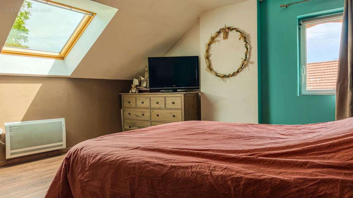 Maison individuelle  rénovée – 165 m² – 5 chambres - photo 10