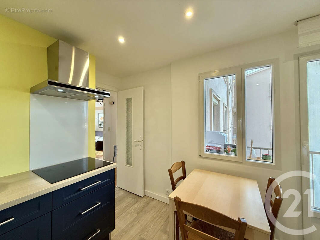 Appartement à MOULINS