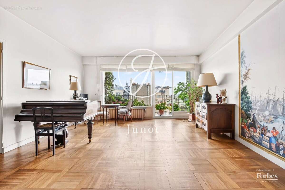 Appartement à PARIS-5E
