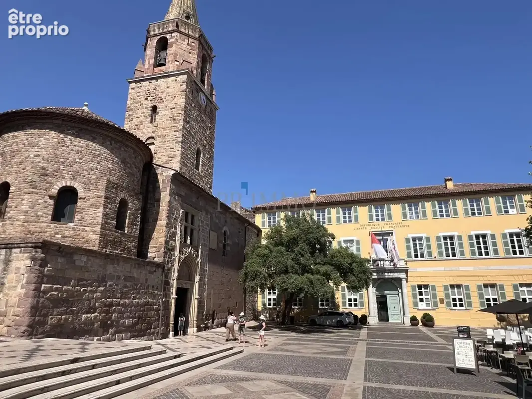 Appartement à FREJUS