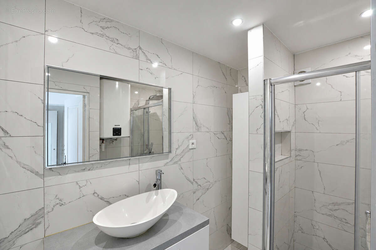 Appartement à MARSEILLE-12E