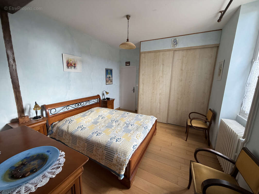 Maison à SAINT-GERMAIN-DES-FOSSES