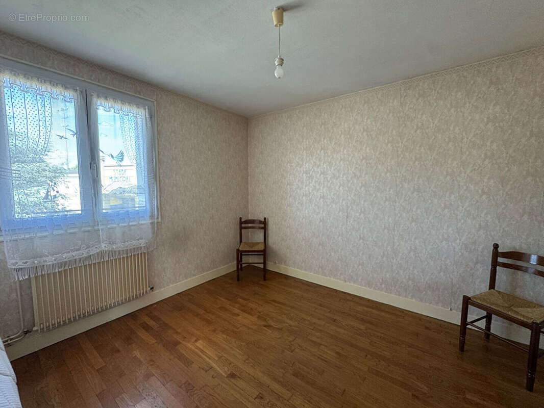 Appartement à LONS-LE-SAUNIER