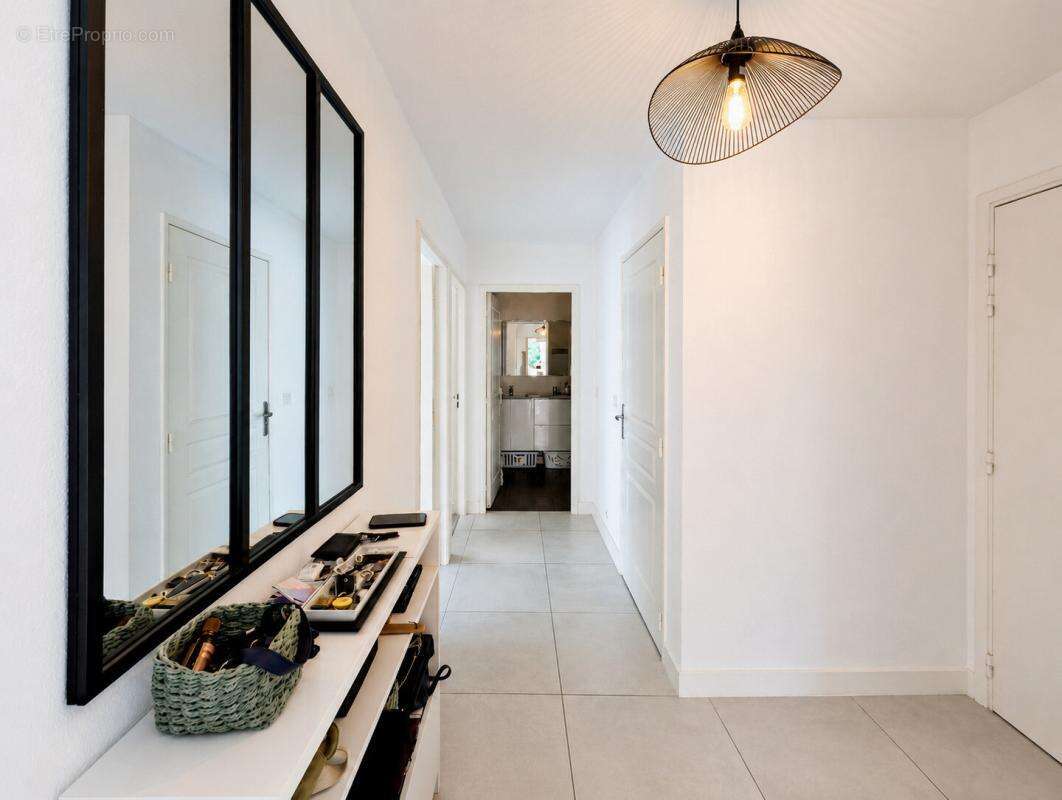 Magnifique appartement piscine garage - photo 12