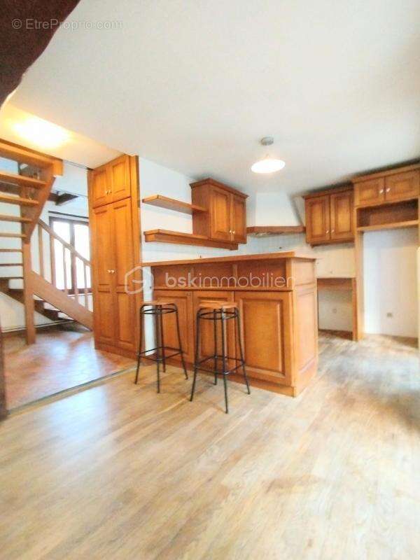 Appartement à DAMMARIE-LES-LYS