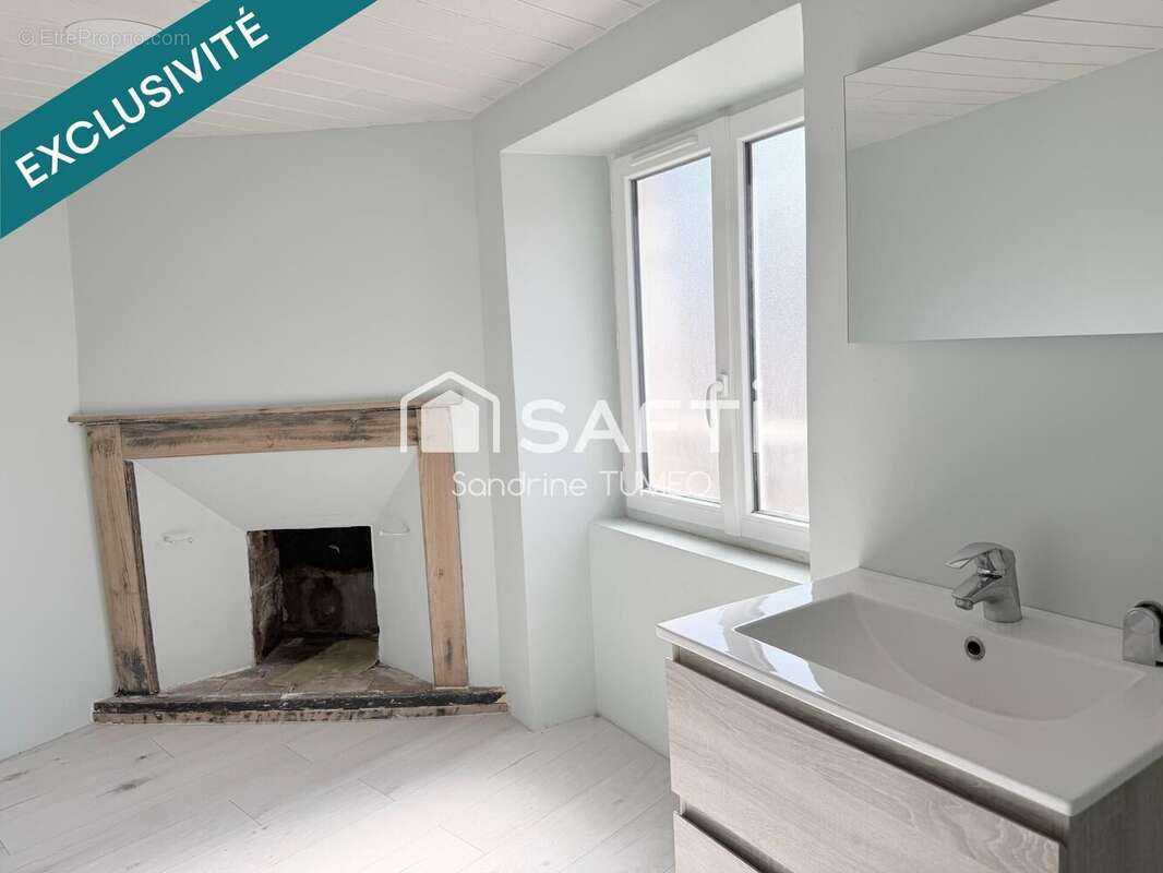 Appartement 160 m² à Sellieres  - photo 8