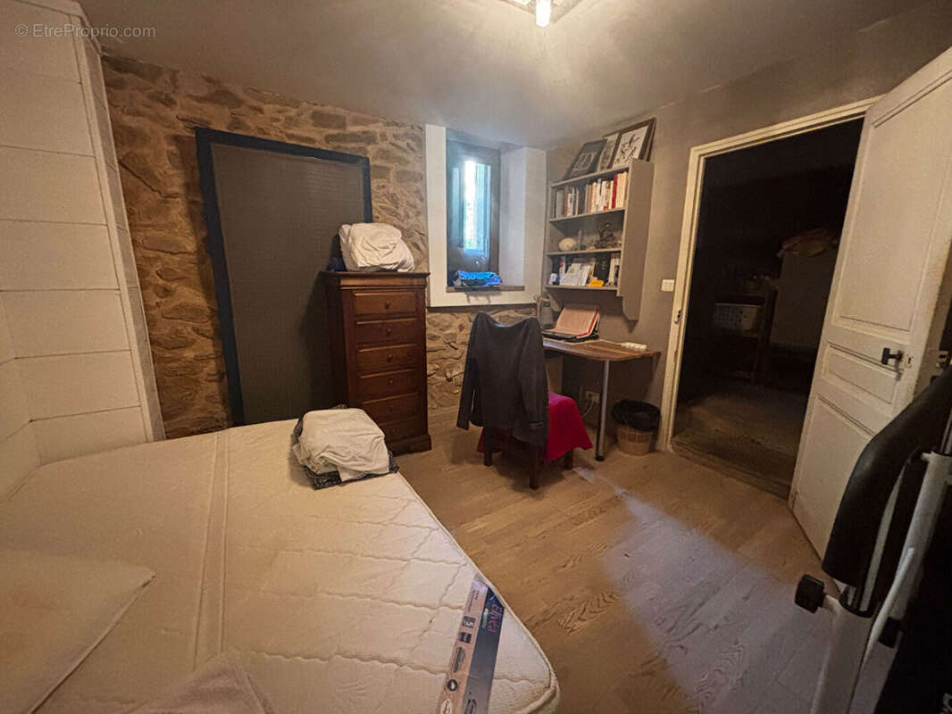 Maison en pierre avec jardin - photo 7