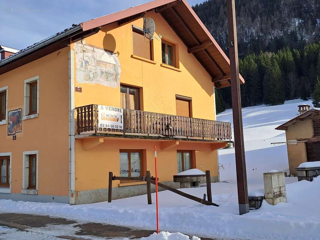 Appartement à MIJOUX