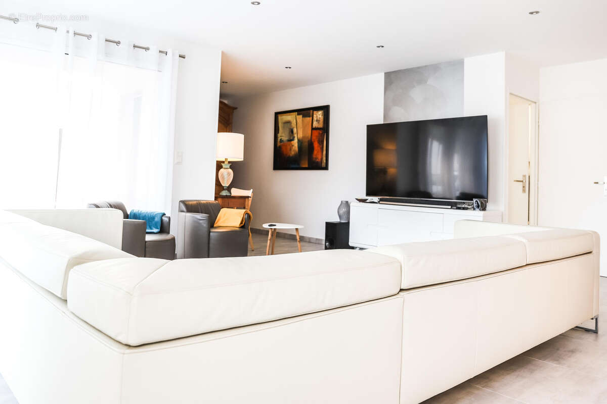 Maison à VAUX-SUR-MER