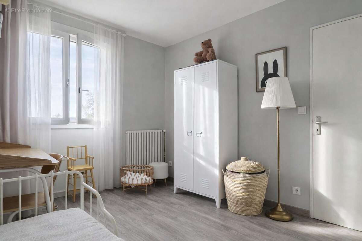 Appartement à LOGNES