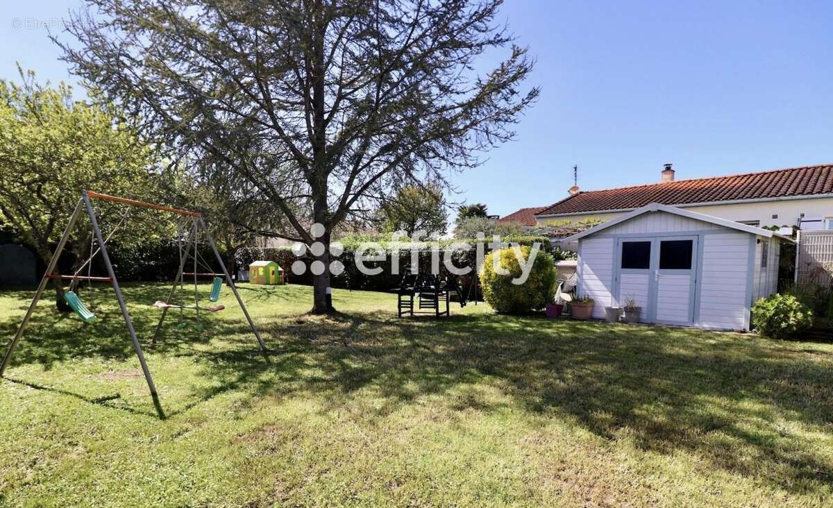 Maison à MESCHERS-SUR-GIRONDE