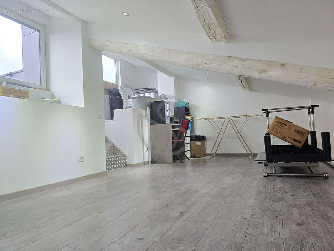 Appartement à LA COTE-SAINT-ANDRE