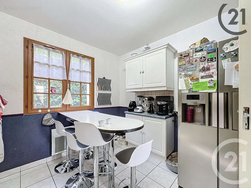 Maison à SAINTE-SAVINE