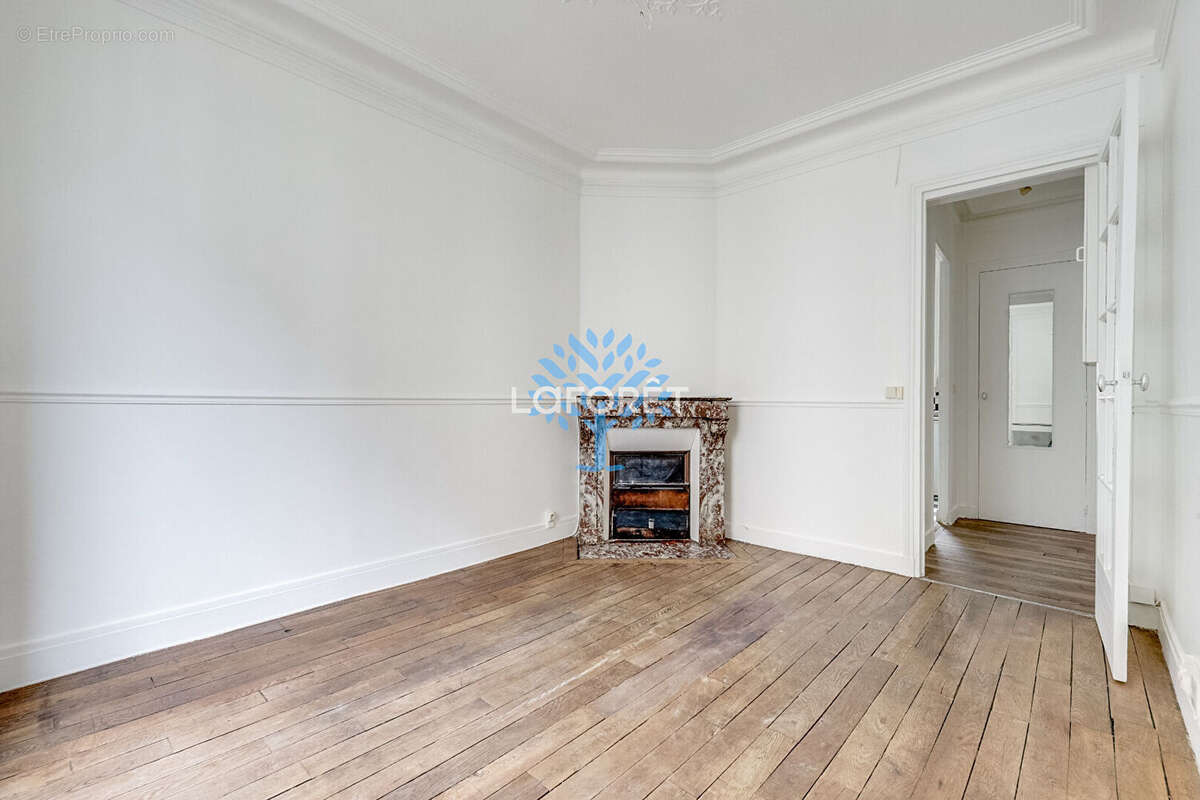 Appartement à PARIS-11E