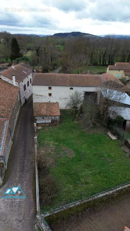 Maison à CHAVANIAC-LAFAYETTE