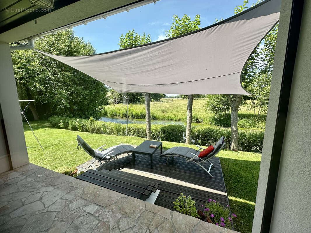 Belle maison familiale de 185 m2   Un véritable havre de paix en bord de rivière - photo 24
