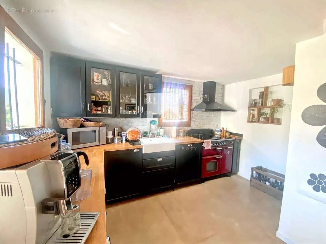 Maison à LA LONDE-LES-MAURES