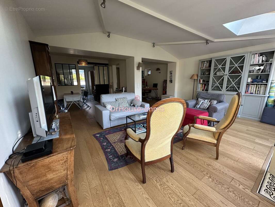 Maison à MANTES-LA-JOLIE