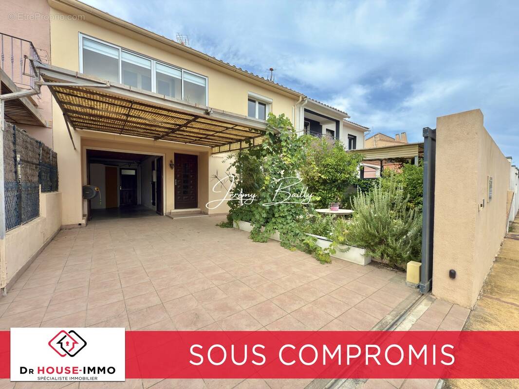 Maison à SAINT-ESTEVE