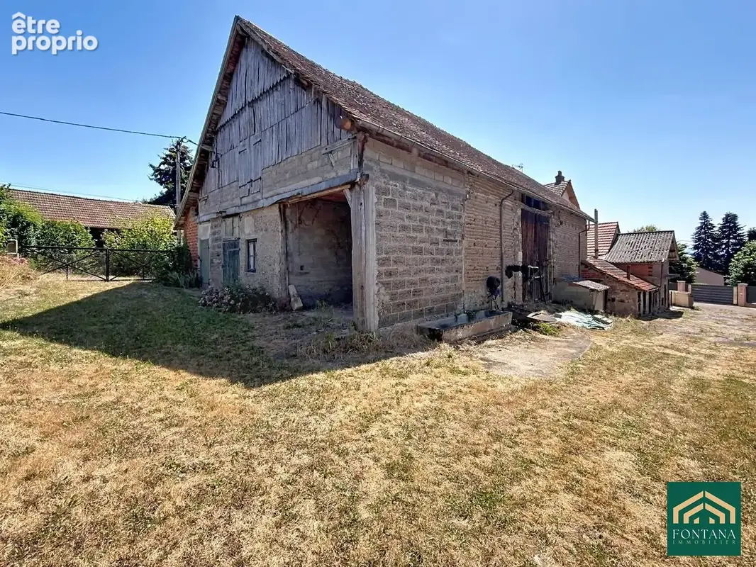 Maison 7 pièces 143 m² à vendre à Saint-Sylvestre-Pragoulin (63310) - photo 4