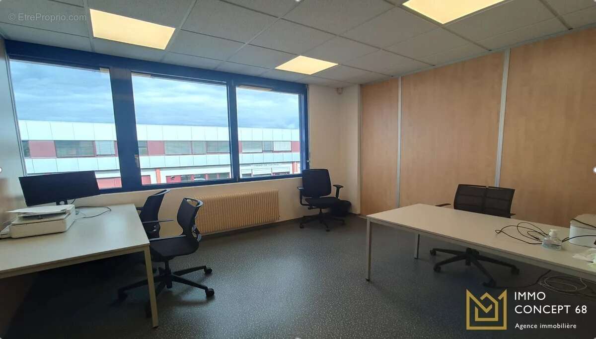 Commerce à HORBOURG-WIHR