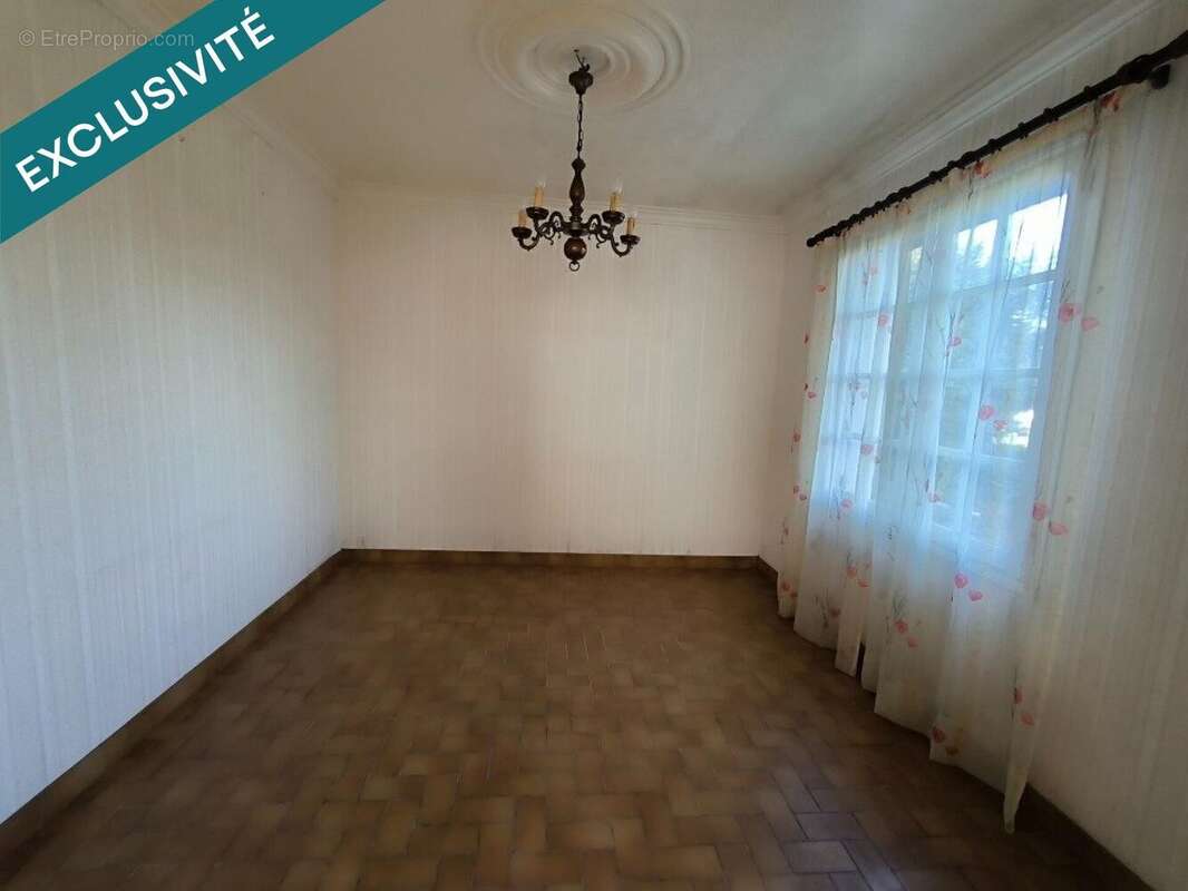 Photo 9 - Maison à PLOUGUIEL