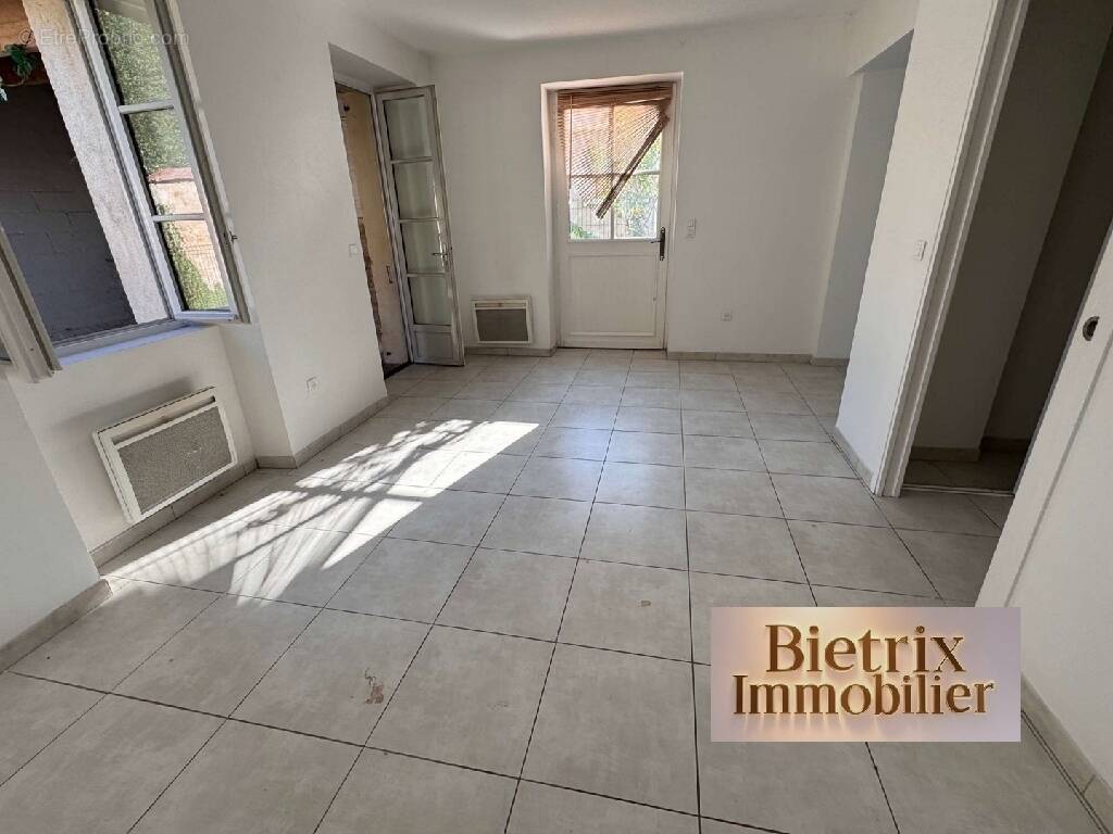 Commerce à L&#039;ISLE-ADAM