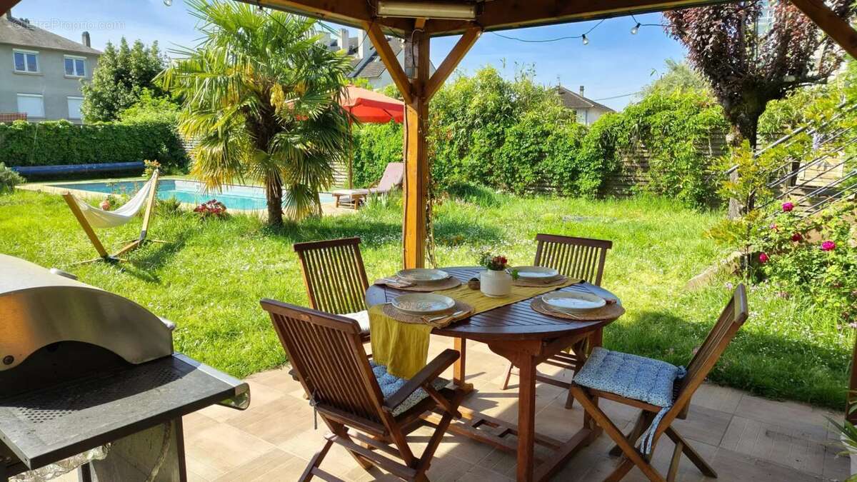 Maison T5 à Brive avec jardin et piscine - photo 2