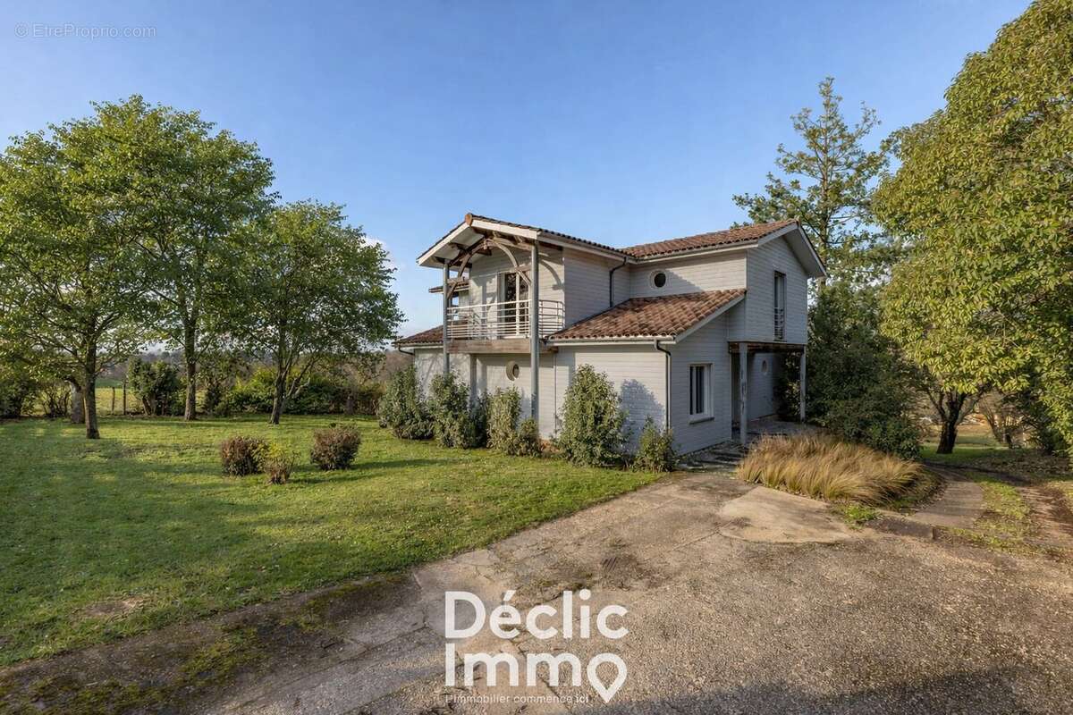 Maison à CARIGNAN-DE-BORDEAUX