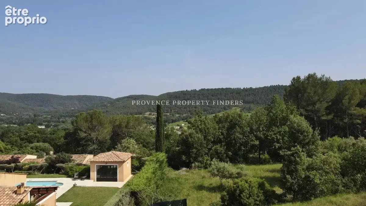 Exclusivité.   Belle maison a Salernes, 6 chambres, Piscine chauffée. - photo 18