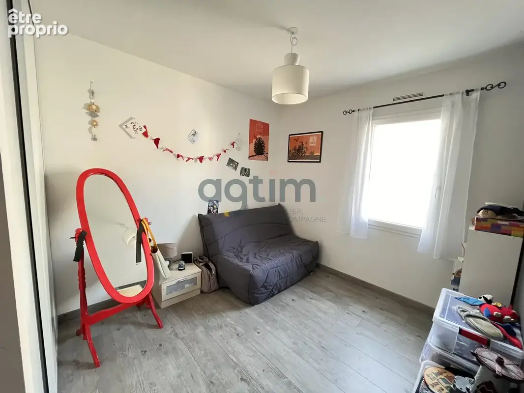 Maison de plain-pied de 2012   Au calme en impasse, proche du Pentagone - photo 6