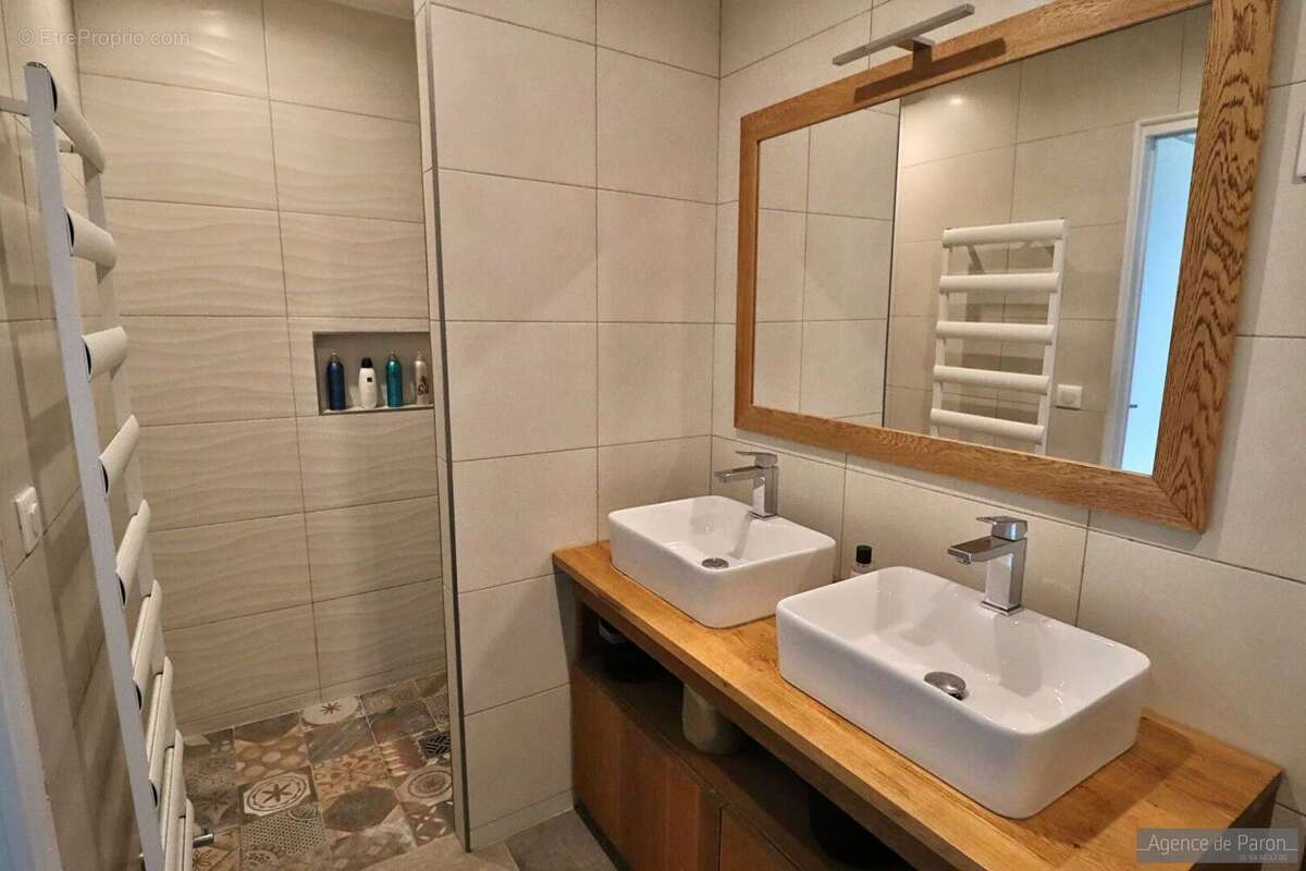 Maison à VERRIERES-LE-BUISSON