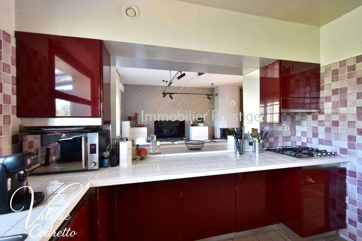 La moutonne – villa 185 m² – 6 chambres – piscine – terrain 1 996 m² – 4 grands garages 83260 - photo 7