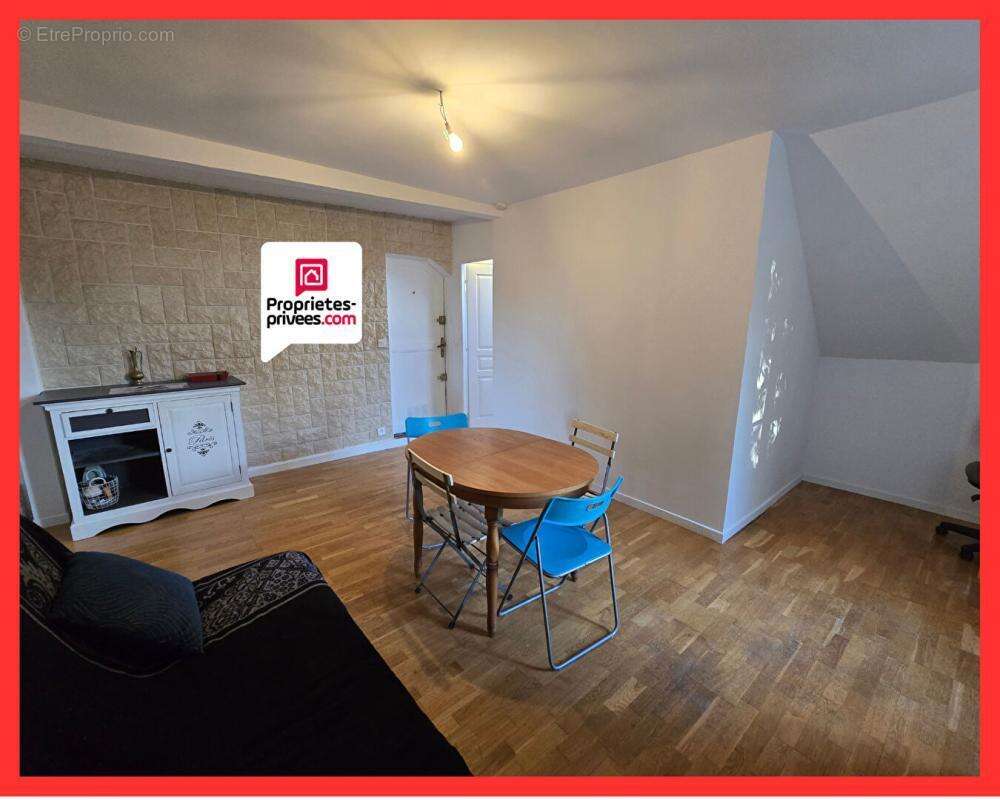 Appartement à SAULX-LES-CHARTREUX