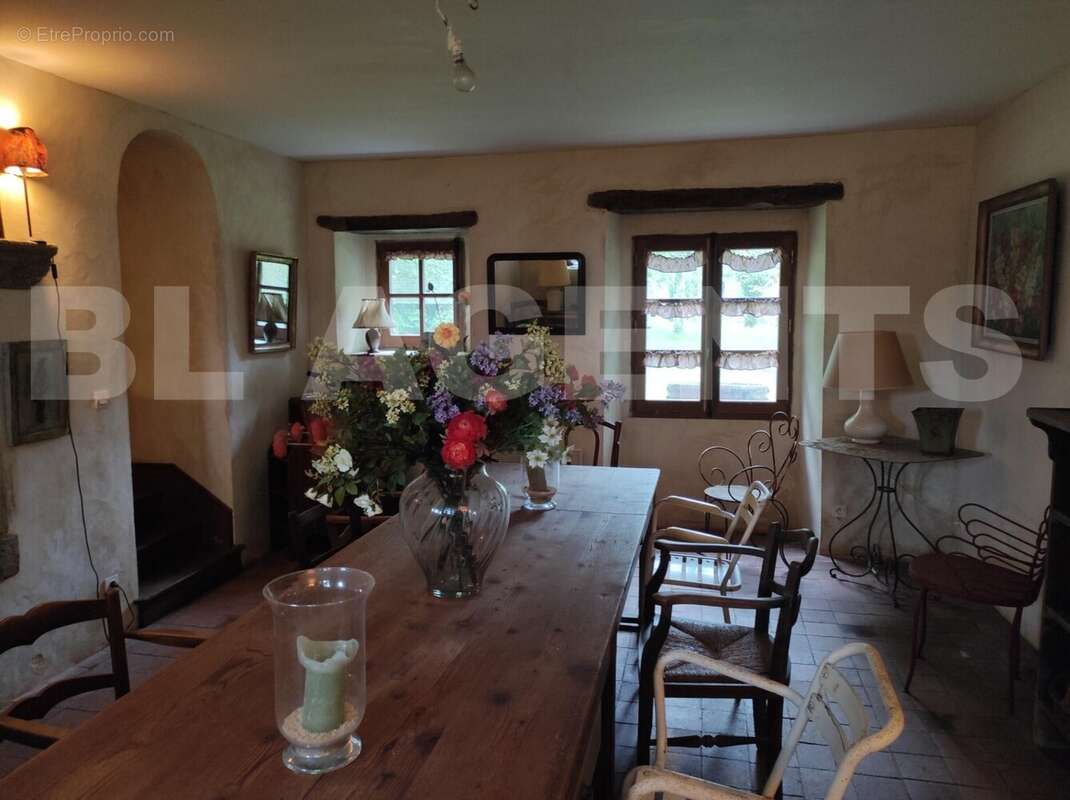 IMG_20250924_163542 - Maison à MONTOURTIER