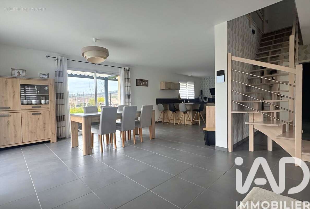 Photo 4 - Maison à PIERRY