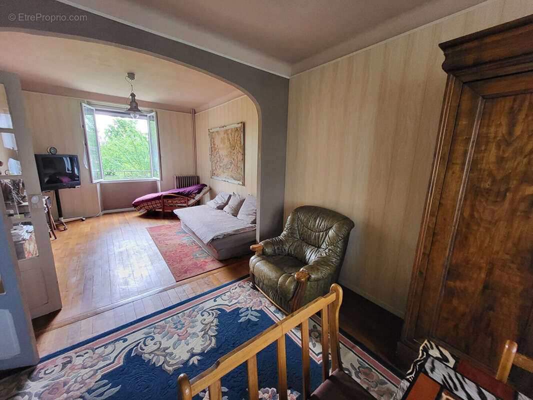 Maison à MONTEREAU-FAULT-YONNE