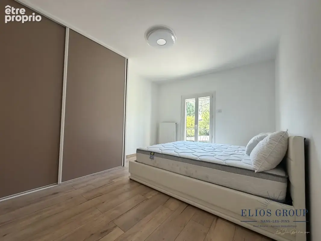 Maison 5 pièces 147 m² à vendre à Rougiers (83170) - photo 9