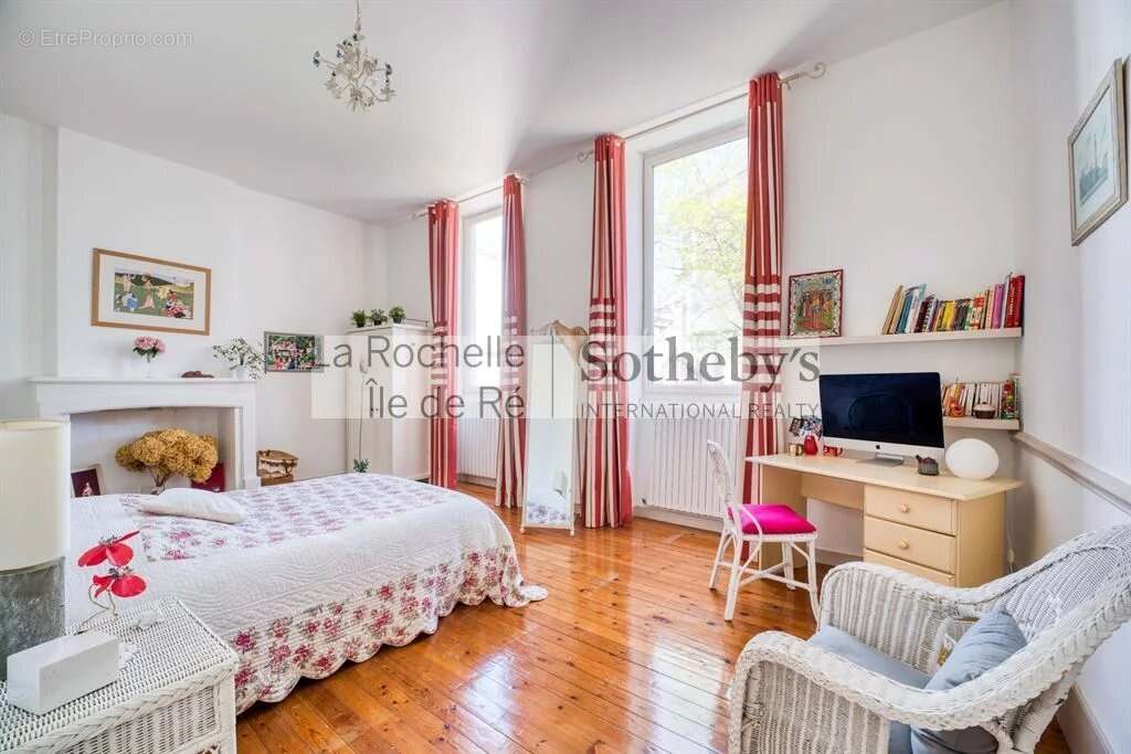 Maison à LA ROCHELLE
