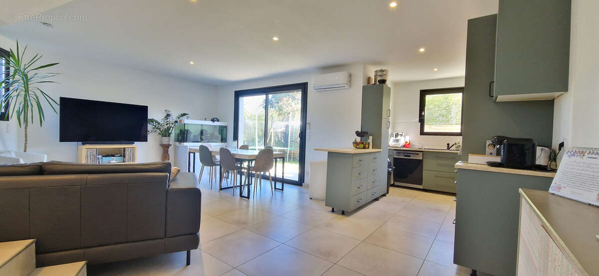 Maison à VILLENEUVE-TOLOSANE