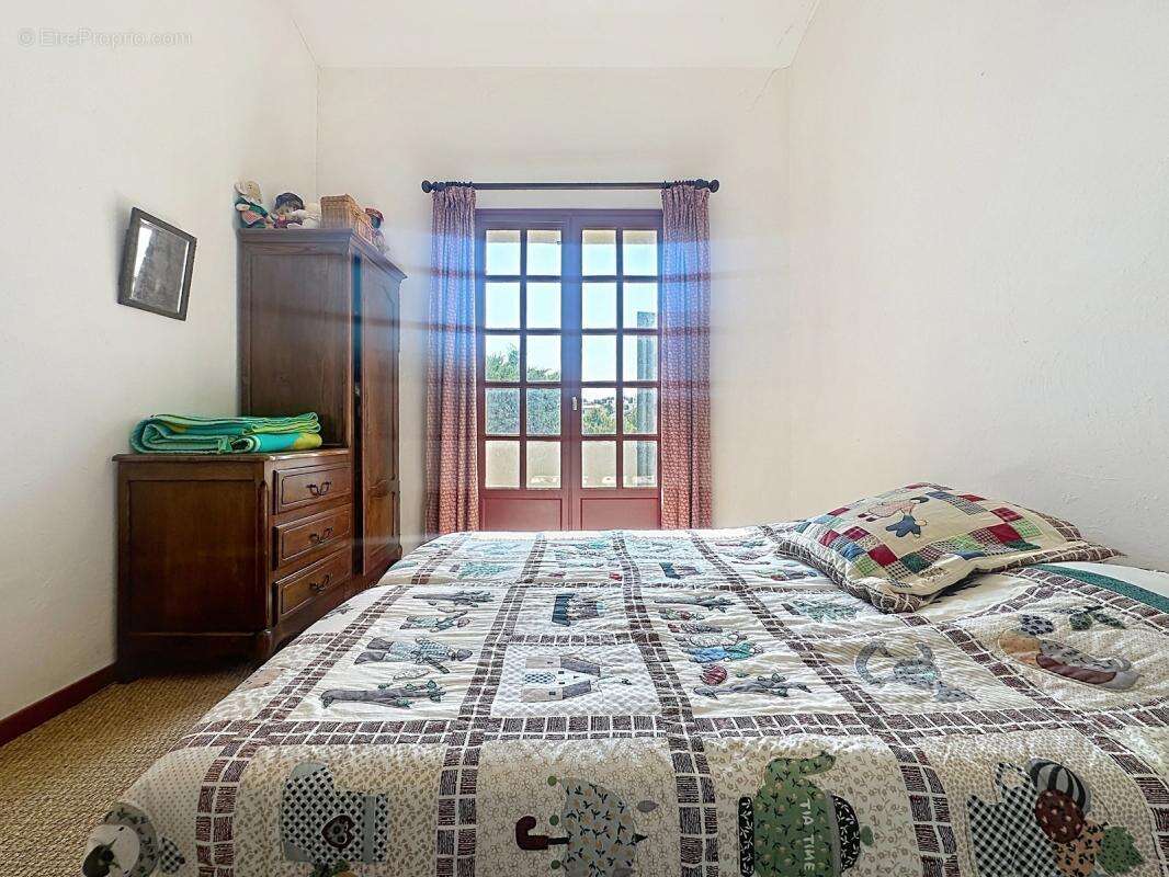 Sur les hauteurs d'aramon maison indivduelle t6 165m ² sur 886 m² - photo 12