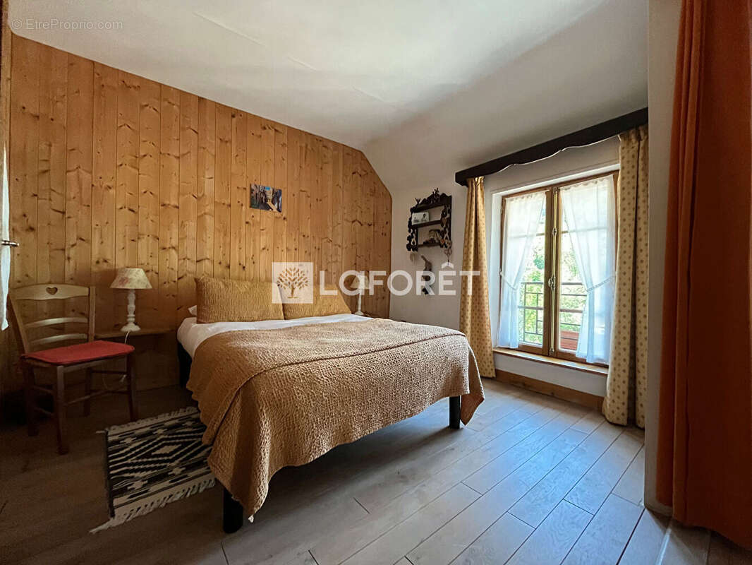 Appartement à CONQUES