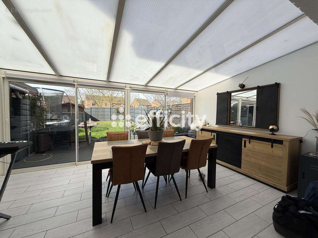 Maison à ARMENTIERES