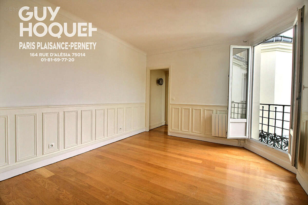 Appartement à PARIS-14E