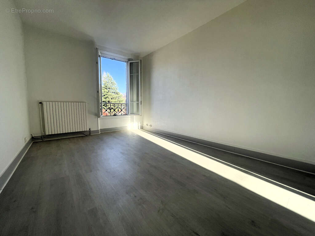Appartement à VILLARD-BONNOT