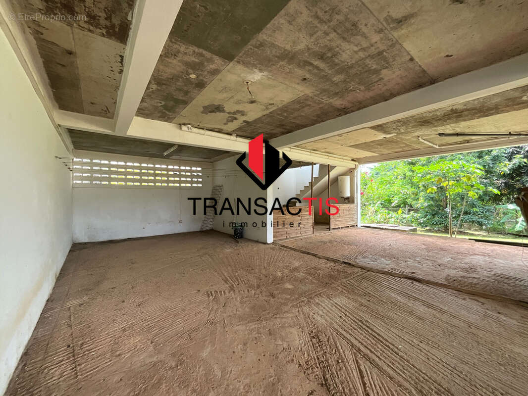 Immense appartement avec terrasse 4 pièces à acheter à Matoury - photo 4