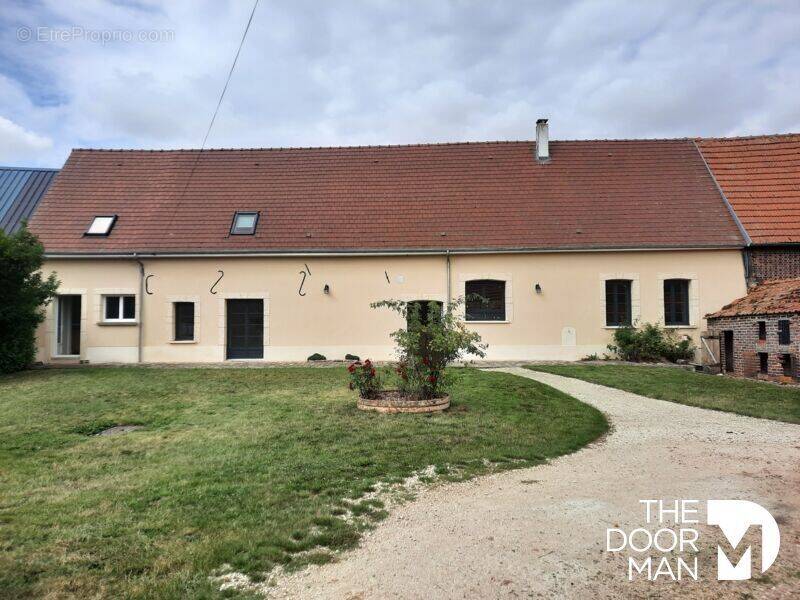 Maison à SANDARVILLE