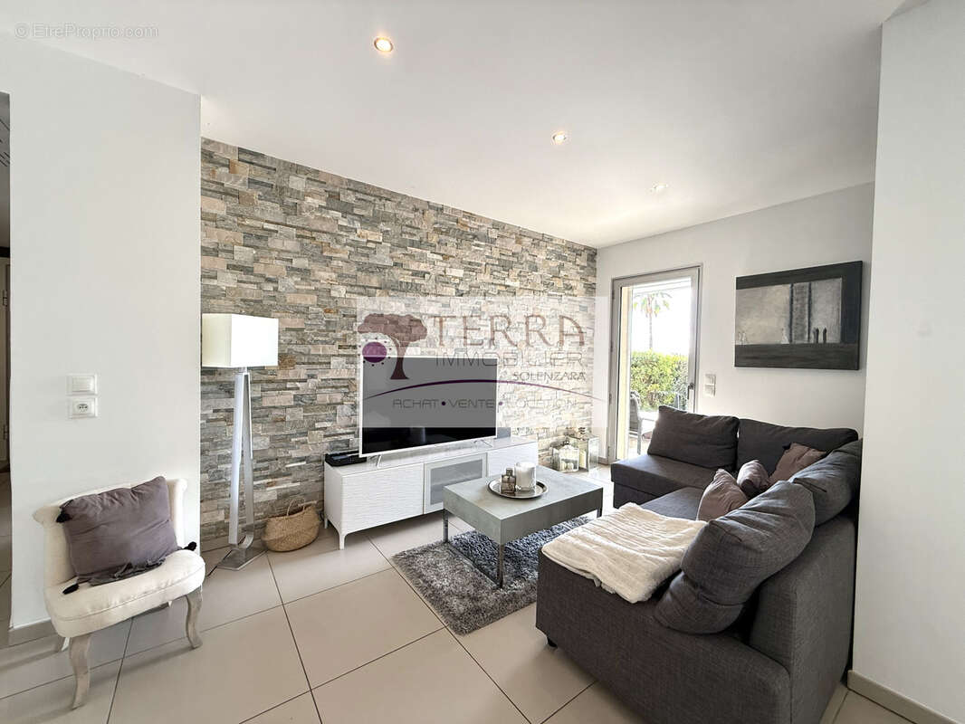 Appartement à SARI-SOLENZARA
