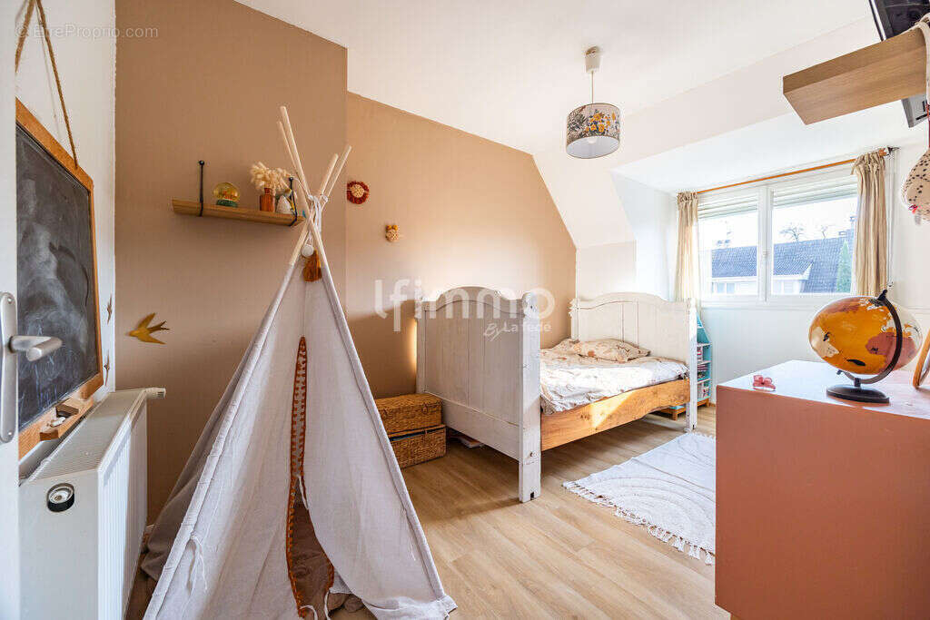 Maison centre ville - 130 m2 - 4 chambres - photo 9
